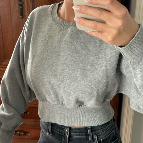 TNA Sweaters - TNA CROPPED CREW NECK